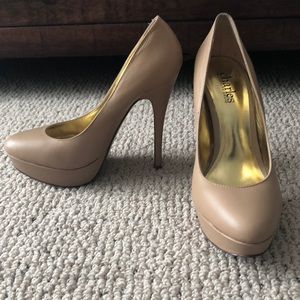 Charles by Charles David Nude Pumps